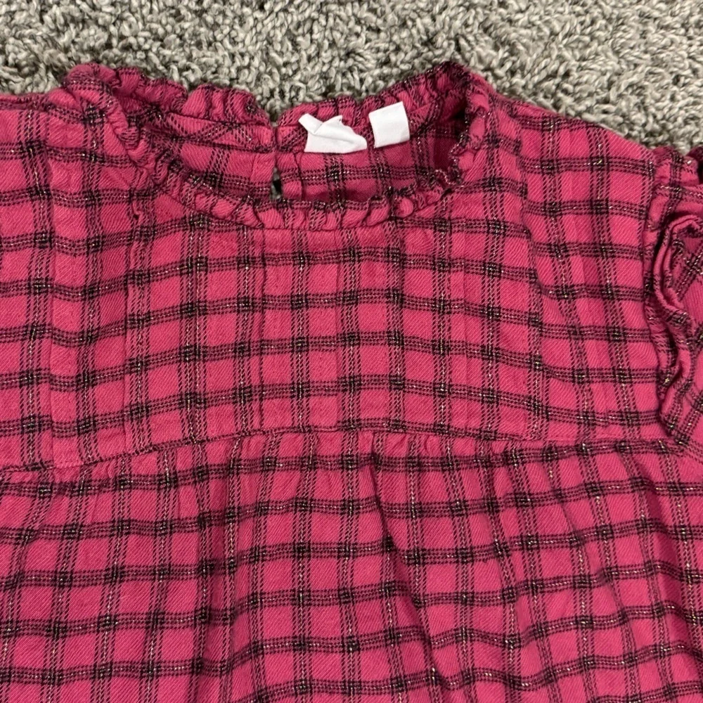 5/$25 GAP girls plaid shirt, size medium 8-9